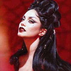 Drag Make-up, Dark Red Lips, Halloween Beauty, Romantic Goth, Goth Makeup, Vanessa Hudgens, Celebrity Makeup