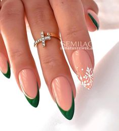 Nails December, Nail Art Noel, Unghie Nail Art, Pointy Nails, January Nails, New Year's Nails