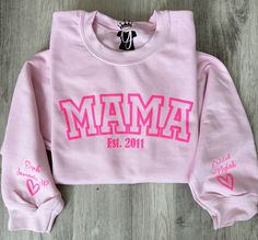 Personalized Mama Sweatshirt With Kid Names on Sleeve, Mothers Day Gift, Birthday Gift for Mom, New Mom Gift, Minimalist Cool Mom Sweater - Etsy Mama Sweater, Cross Shirts, Diy Sweatshirt, Mom Sweater, Birthday Gift For Mom, Cool Mom, Mama Style, New Mom Gift, Mommy And Me Outfits