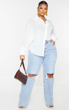 Oversized Shirts And Jeans, Button Up Shirt Outfit Plus Size, Jean And White Shirt Outfit, White Shirt Outfit Plus Size, Plus Size Outfits For Going Out, Oversized Shirt And Jeans Outfit, White And Jeans Outfit, Chemise Blanche Outfit, Plus Size Outfits Jeans