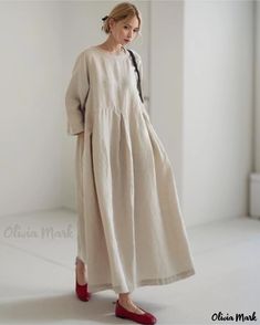 OliviaMark - College Forest Series Base Shirt - Loose Fit Cotton Linen Dress in BF Style, Featuring Round Neck and Knee Length Design Pink Cotton Dress, Cotton Linen Dresses, Oversize Women, Shift Dresses, Printed Cotton Dress, Linen Maxi Dress, Japanese Cotton, Comfortable Room, Long Sleeve Midi