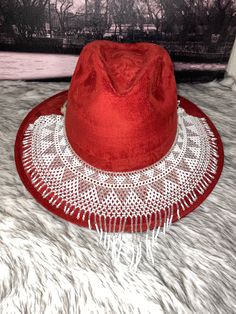 Beautiful handmade toquillas, handmade by Mexican artisans, you have an old and lifeless hat give it a new and modern touch with a beautiful toquilla artesanal.NO INCLUDES HAT. Adjustable Fringe Hat With Curved Brim, Red Bohemian Wide Brim Straw Hat, Bohemian Red Wide Brim Straw Hat, Bohemian Brimmed Sun Hat With Fringe, Bohemian Crochet Festival Hat With Short Brim, Bohemian Crochet Hat With Short Brim For Festival, Bohemian Crochet Hat With Flat Brim, Red Straw Hat With Curved Brim For Festivals, Red Bohemian Brimmed Straw Hat