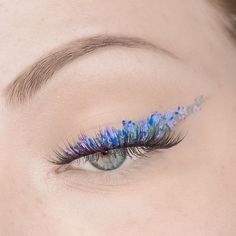 Eye Makeup Idea, Pretty Eye Makeup, Cute Eye Makeup, Face Paint Makeup, Face Art Makeup, Graphic Makeup, Eye Makeup Pictures, Makeup Idea, Beautiful Eye Makeup