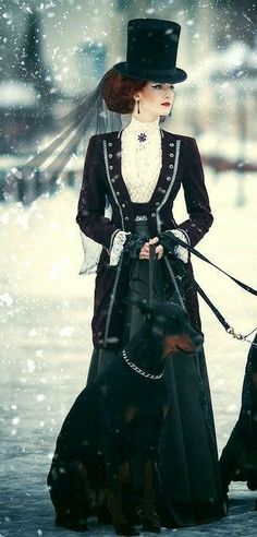 Gothic Fashion Victorian, Gothic Type, Moda Steampunk, Gothic Pictures, Gothic Culture, Mode Steampunk, Lovely Fashion, Victorian Costume, Paper Stuff