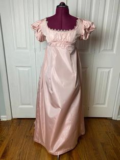 CUSTOM MAKE Regency Gown in blush pink taffeta. 1800s Jane | Etsy 1810s Dress, Vintage Maternity, Plus Size Costume, Fox Dress, Womens Costumes, Blue Plaid Dress