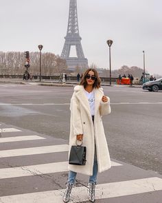 Street Style Jacket, Girls Streetwear, Boho Coat, Streetwear Chic, Chique Outfits, Streetwear Mode, Cashmere Jacket, Long Coat Women, Eve Outfit