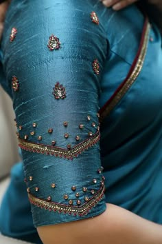 Netted Blouse Designs, New Saree Blouse Designs, Latest Model Blouse Designs, Aari Blouse, Cutwork Blouse Designs, Fashionable Saree Blouse Designs, Maggam Works, Blouse Design Images