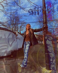 DISCONTINUED on Instagram: “Smiley jeans🤠🌈🍒⚡️🐞” Bleached jeans. Customized jeans. Cool jeans. Y2K jeans. Y2K trousers. Skater. 2000s. Original jeans. Statement jeans. Customised jeans. Reworked. Bleach. Tie dye. Cool photography. Cool edit. Trendy edit. Picsart edit. Smiley Jeans, Customised Jeans, Customized Jeans, Cool Photography, Statement Jeans, Y2k Trousers, Cool Jeans, Bleached Jeans, Bleach Tie Dye