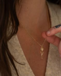 Charm: 21mm in height with 5mm bail Chain Length: 16"+2" Cute Jewelry Aesthetic, Gold Necklaces Aesthetic, Dainty Jewelry Aesthetic, Tulip Jewelry, Tulip Necklace, Cute Necklaces, Bead Ball, Preppy Jewelry, Jewelry Accessories Ideas