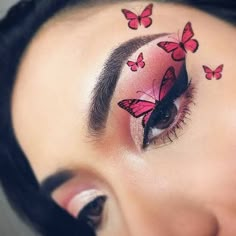 Butterfly Look Makeup, Eye Butterfly Makeup, Pink Butterfly Eye Makeup, Pink Butterfly Makeup Look, Butterfly Wings Makeup, Red Butterfly Makeup, Butterfly Tattoo Eye Makeup, Butterfly Eyeshadow Look, Make Up Mariposa