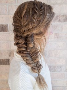 Fall Wedding Hair Ideas | POPSUGAR Beauty Winter Wedding Hair, Fall Wedding Hairstyles, Side Swept Hairstyles, Side Hairstyles, Back To, Box Braids Hairstyles