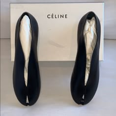 No Box, Brand New, With Dust Bag Celine Shoes, Feminine Shoes, Pointy Heels, Leather Workshop, Black Leather Flats, Ballerina Shoes, Leather Flats, Mules Shoes, Flat Shoes Women