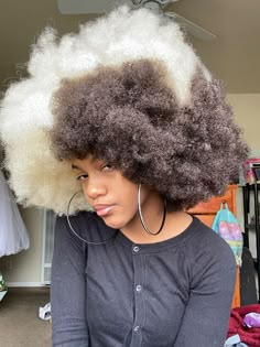 Hair Curls, Dyed Natural Hair, Hair Reference, Hair Inspo Color, People People, Afro Hairstyles, Aesthetic Hair, Pretty Hairstyles