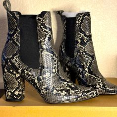 Bnib Steve Madden Faux Grey Snakeskin Boots In Size 6. Snakeskin Boots, Steve Madden Shoes, Shoes Heels Boots, Snake Skin, Shoes Women Heels, Steve Madden, Heeled Boots, Shoes Heels, Size 6