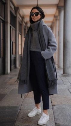 Vinter Mode Outfits, Gray Coat, Grey Coat, Cute Fall Outfits, Mode Inspo, Casual Winter Outfits, 가을 패션, Winter Outfits Women