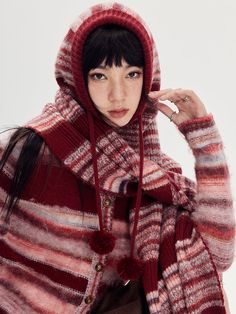 Material: Wool14% Nylon33% Acrylic53%   Size: SM   Model: 172cm/50kg 　  Length 幅 高さ muffler 230cm 40cm － hat － 30cm 47cm Knitted Muffler, Knit Hat And Scarf, Hat And Scarf Set, Striped Knitted Sweater, Sewing Things, Hat And Scarf Sets, Hat And Scarf, Retro Stripes, Red Hat