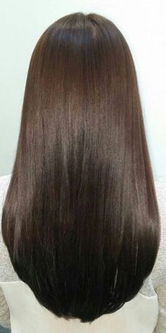 Straight Hair Tips, Round Haircut, Long Length Haircuts, One Length Haircuts, One Length Hair, Haircut Women, Hair Color Light Brown, Haircuts Straight Hair, Long Layered Hair