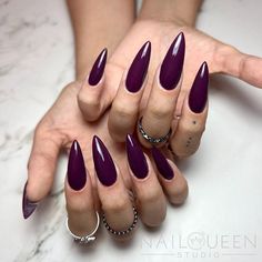 Deep Purple Chrome Nails, Royal Purple Nails Acrylic, Dark Purple Red Nails, Dark Purple Stiletto Nails, Dark Purple And White Nails, Dark Purple And Gold Nails, Nails Purple Dark, Dark Violet Nails, Deep Purple Nails Design