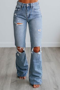 Thea Flying Monkey Jeans Quick Cute Outfits, Outfits For Medium Sized Women, University Outfit Ideas Casual, Wide Leg Jeans Outfit Winter, Cool Pants Outfit, Over 40 Fashion, Monkey Jeans, Western Wear Outfits, Flying Monkey Jeans