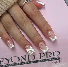 Square French Tips, Simple Elegant Nails, Simple Nail Designs Acrylic, Short Square Nail, Nail Armor, Oval Acrylic Nails, Art For Women, Square French, Cute Short Nails