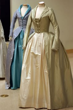 Redingote from Marie Antoinette - my someday wedding dress. 18th Century Gown, Period Fashion, Historical Sewing