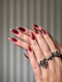 Vampy Nails, Pretty Poison, Wow Nails, Goth Nails, Minimal Nails, Really Cute Nails, Jelly Nails, Minimalist Nails, Dream Nails