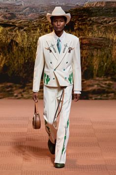 Louis Vuitton Fall 2024 Menswear Collection | Vogue Timbaland Boots, Couture Menswear, Cowboy Fashion, 2024 Menswear, High Fashion Men, American Workwear, Men Fashion Show, Cowboy Outfits, Lv Men