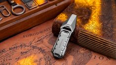 NEWS – Is it just me, or does the TITANER multi-tool prybar look like it should be hovering out in space? And also, is the new trend in EDC gear to add a fidget factor to the design? Remember the Mezmopen that I just reviewed? It could be considered a fidget toy… and now so […]