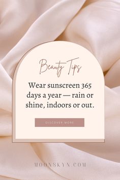 Summer Skincare Tips, Spf Tips, Skincare Content Ideas, Skincare Reminder, Sunscreen Facts, Sunscreen Skincare, Skincare Facts, Beauty Skin Quotes, Spf Skincare