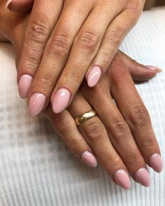 Pearly Pink Nails Gel, Light Pink Fake Nails, Millennial Pink Nails, Simple Blush Pink Nails, Simple Rounded Nails, Solid Colour Nails Short, Pail Pink Nails, Lite Pink Nails, Muted Pink Nails