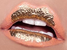 gold and peach lips Peach Lips, Gold Lips, Kissable Lips, Hot Lips, Lip Art, Beautiful Lips, Makati, Belleza Natural