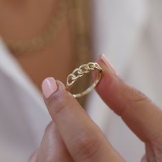 14K Gold Chain Link Stacking Ring Curb Chain Ring, Gold Knot Ring, Everyday Jewelry, Mother's Day, Birthday Gift, Simple Gold Ring, Gift for Her, ❤️Cute Simple Everyday Rings - perfect for stacking or wearing alone. Simple toe rings or thumb rings for women Trendy and dainty chain rings are lightweight, fashionable, and comfortable to wear. The perfect everyday partner and absolute style Chain. ❤️【Materials & Specifications:】 Ring dimensions are -Width :5.00mm(0.19in) -Gold Color Option : Ye Cute Gold Rings For Teens, Ring Finger Rings For Women, Thumb Rings For Women Gold Unique, Rose Gold Rings Simple Everyday, 14k Gold Chain Jewelry For Anniversary, Gold Chain Ring In Sterling Silver, Gold Chain Ring In Sterling Silver Fine Jewelry, Sterling Silver Chain Ring, Tarnish Resistant, Gift, Yellow Gold Open Ring With Chain Detail