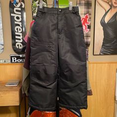 Size 4-5 Had Tags, Accidentally Washed Check All Pictures For Measurements Never Worn Brand New Black Winter Streetwear Bottoms, Winter Outdoor Bottoms With Side Pockets, Winter Streetwear Bottoms, Black Bottoms With Pockets For Ski Season, Sporty Solid Cargo Pants For Winter, Black Bottoms For Ski Season, Sporty Cargo Pants For Winter, Black Casual Skiing Bottoms, Casual Black Skiing Bottoms