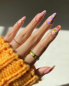 Nail Art Zodiac Signs, Nails And Rings, Short Almond Shaped Nails, Nail Color Trends, Unicorn Nails, Colorful Nails, Spring Nail Colors, Almond Shape Nails, Cute Summer Nails