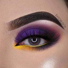 Eyeshadow Inspiration, See Videos, Eye Makeup, Instagram Photos