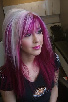 Gray Hair With Pink Highlights, Hair Ideas For Spring, Silver And Pink Hair, Dyed Hair Brown, Dramatic Hair Color, Hair Color Ideas Trending, Hairstyles And Colors, Celebrities Hairstyles, Pink And Purple Hair