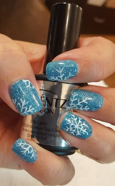 Blue Snowflake Nails, January Nail Designs, Snowflake Nail Design, Snowflake Nail, Snowflake Nail Art