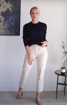 Elegant Minimalist Outfit Summer, Chic Cream Straight Pants, Classic Neutral Trousers, Spring Beige Trousers, Modern Beige Ankle-length Pants, Elegant Tailored Cream Pants, Elegant Minimalist Outfit, Minimalist Outfit Summer, White Outfits For Women