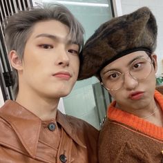 ateez jongji icon selca ♡ mingi & jongho Mingi Jongho, Pirate Boy, Waves Icon, Choi Jong-ho