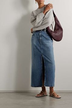 AGOLDE Leif denim midi skirt | NET-A-PORTER Denim Maxi Skirt Outfit, Long Denim Skirt Outfit, Long Jeans Skirt, Skirt Outfit Fall, How To Have Style, Spring Skirt Outfits, Simple Winter Outfits, Jean Skirt Outfits, Long Jean Skirt