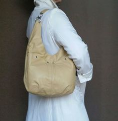 Beige Leather Hobo Bag Purse, Slouchy Hobos, Handmade Fashion Handbags, Kiara Preppy Tote Bags, Casual Purse, Leather Handbags Handmade, Retro Purse, Etsy Ideas, Hobo Purse, Stylish Handbags, Genuine Leather Handbag, Leather Bags Handmade