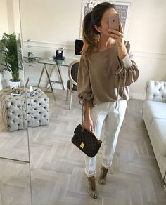 #blouse #mintlabel #styles #stylish #style #shopping #fashionista #instagram #instafashion #instagood #moda #look #ootd #summer vibes #😎 Dress White Hijab, Office Sweater Outfit, Office Outfits For Ladies, Elegant Office Outfit, Business Casual Slacks, White Hijab, Happy Hour Outfit, Office Sweater, Hijab Simple