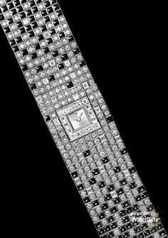 Cartier High Jewellery Watch - White Gold - Diamonds - Black Enamel - Details Luxury Cartier Diamond Watch For Evening, Luxury Women's Cartier Diamond Watch, Designer Black Cartier Watch, Luxury Black Cartier Watch, Luxury Cartier Watch With Tachymeter, Jewellery Watch, Unique Watches