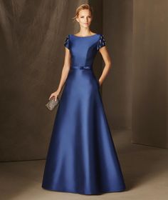 Maid Of Honour Dresses, 파티 드레스, فستان سهرة, Moda Vintage, Groom Dress, Party Gowns, Beautiful Gowns, Formal Gowns, Fancy Dresses