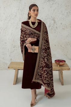 Baroque Embroidered Stitched 1 Piece VELVET SHAWL VS-32 Luxury Festive Tale | Latest Pakistani Salwar Kameez Design Punjabi Suit Designer Wear. Velvet Shawls Pakistani, Pakistani Salwar Kameez Designs, Velvet Pakistani Dress, Velvet Suit Design, Semi Formal Outfits, Kameez Designs, Velvet Dress Designs, Velvet Shawl, Pakistani Fancy Dresses