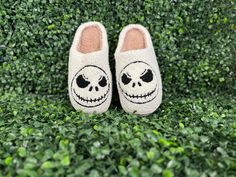 Cute and cozy slippers that are white with a skeleton face Skeleton Face, Cozy Slippers, A Skeleton, Slippers Cozy, Halloween Shopping, Skeleton, Accessory Gift, Art Collection, Slippers