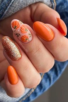 Pumpkin Nail Designs, Pumpkin Spice Nails, Pumpkin Nail Art, Kutek Disney, Fall Nail Art Designs, Pumpkin Nails, Cute Nails For Fall, Smink Inspiration, Makijaż Smokey Eye