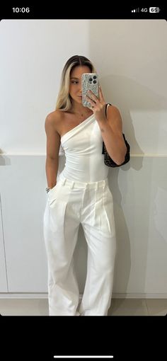 Whole White Outfit, Party Outfit With Pants, Meeting The Parents Outfit, Outfits Blancos, Night Out Outfit Summer, Elegant Outfit Classy, European Summer Outfits, Outfit White, Looks Party