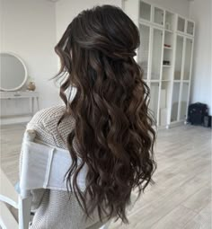 Mermaid Curls Wedding Hair, Long Beach Waves Wedding Hairstyles, Beach Waves Hairstyles Half Up, Hair Inspo For Bridesmaid, Updo Beach Hairstyles, Beach Waves Bride Hair, Wavy Hairstyles For Long Hair Half Up, Beach Waves Hair Wedding Bridesmaid, Bridesmaid Hairstyles With Clip In Extensions