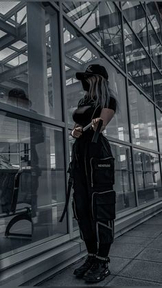 Army Style Outfit Woman, Techwear Fashion Women, Techwear Aesthetic Woman, Tech Wear Women